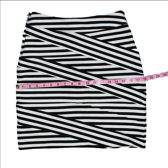 Express Striped Pencil Skirt - Picture 6 of 6